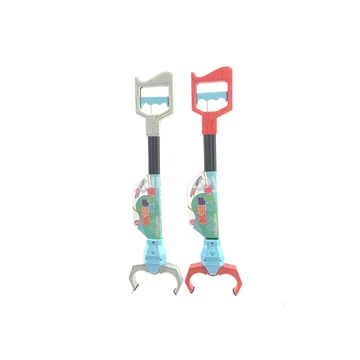 Fun Beach Mechanical Claw Prank Toy (Pretend-Play Toy)