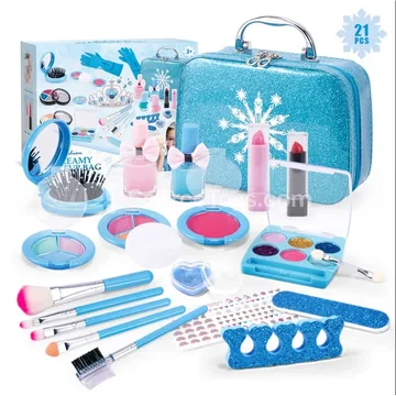 Fashion Doll & Accessory Set